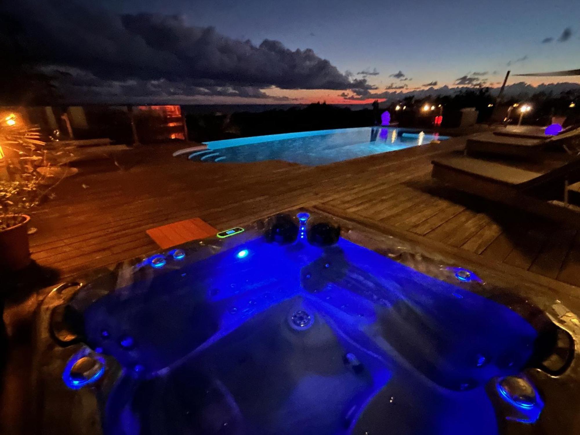 Villa Deluxe L'Hacienda Villa Vue Mer 180 Piscine Jacuzzi Proche Plage Marina Golf Pointe Des Chateaux Et Casino Jardin Clos Voyage Durable Saint-Francois  Kültér fotó