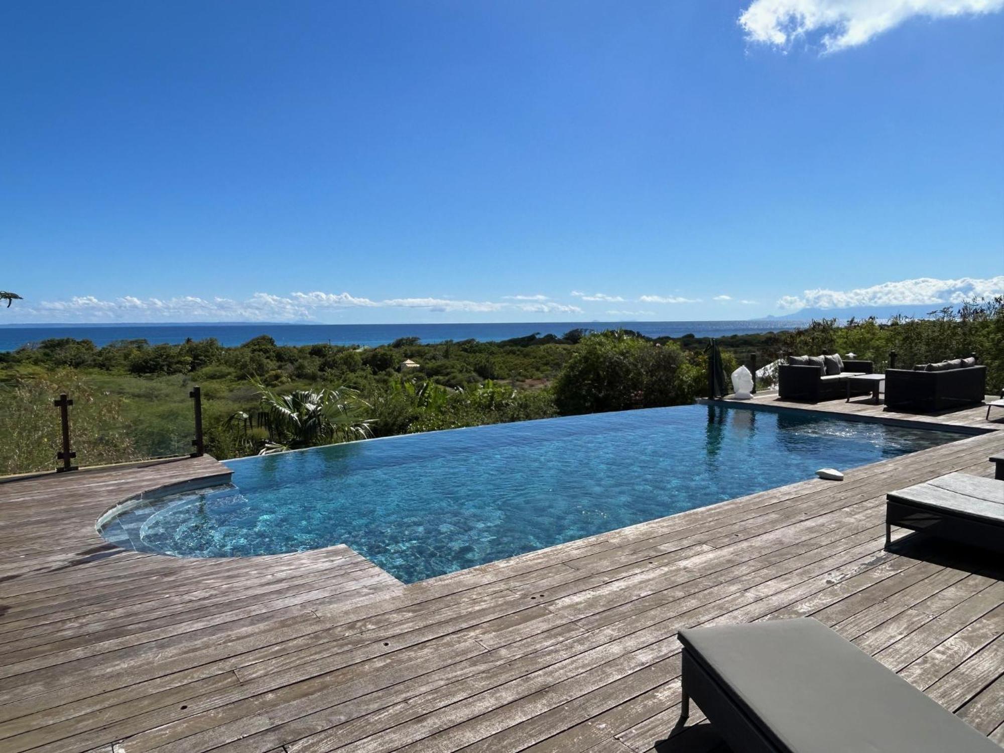 Villa Deluxe L'Hacienda Villa Vue Mer 180 Piscine Jacuzzi Proche Plage Marina Golf Pointe Des Chateaux Et Casino Jardin Clos Voyage Durable Saint-Francois  Kültér fotó